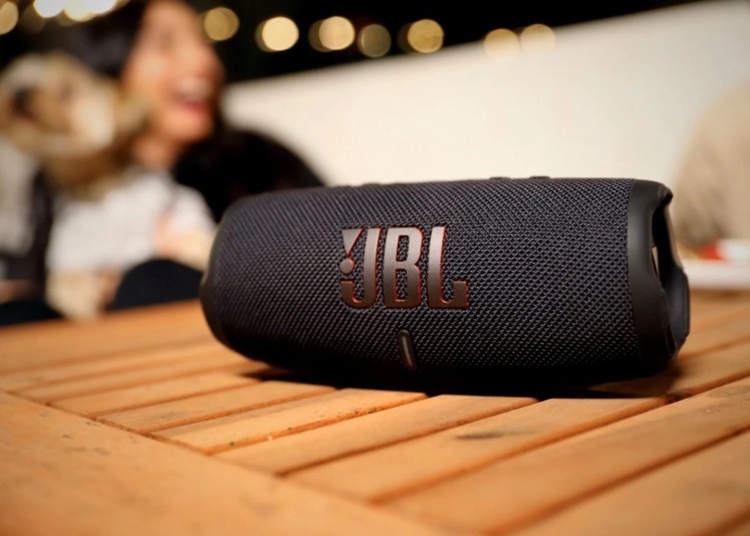JBL Charge 6: Performans ve Dayanıklılıkta Lider