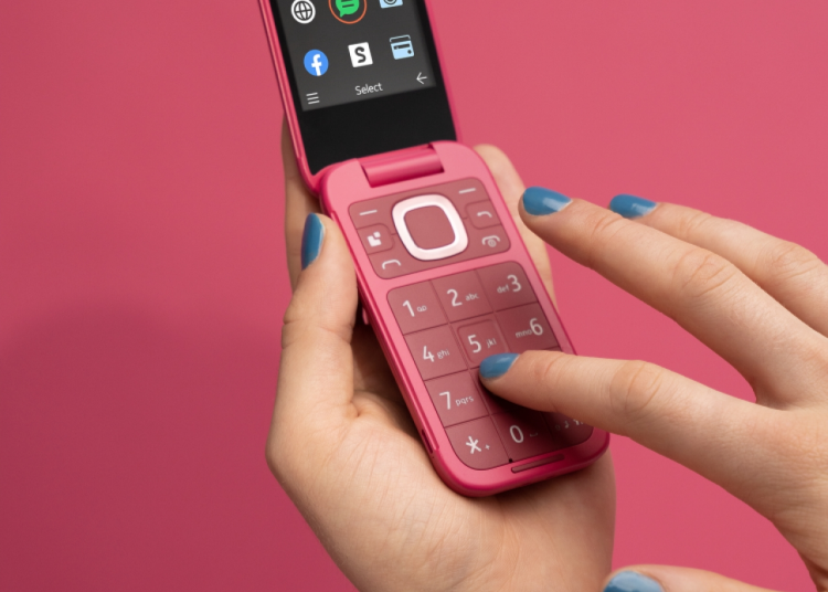 HMD 2660 Flip: Yeni Katlanır Telefon Tanıtımı